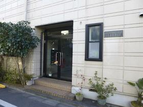 13/13 エントランス