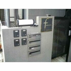 16/16 エントランス