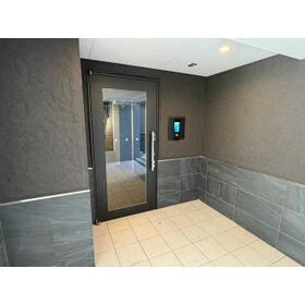 4/4 エントランス