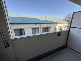 13/13 バルコニー