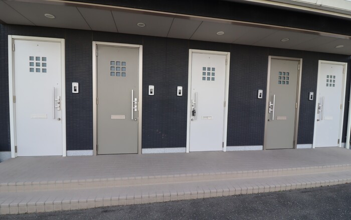 2/5 エントランス