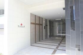 15/15 エントランス