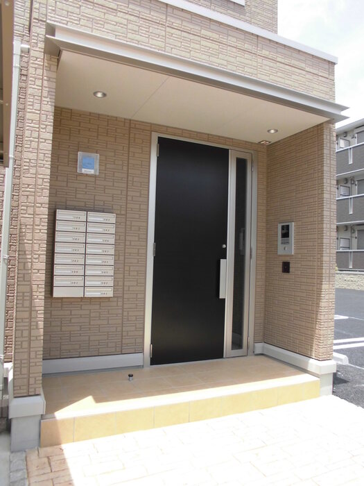 17/20 エントランス