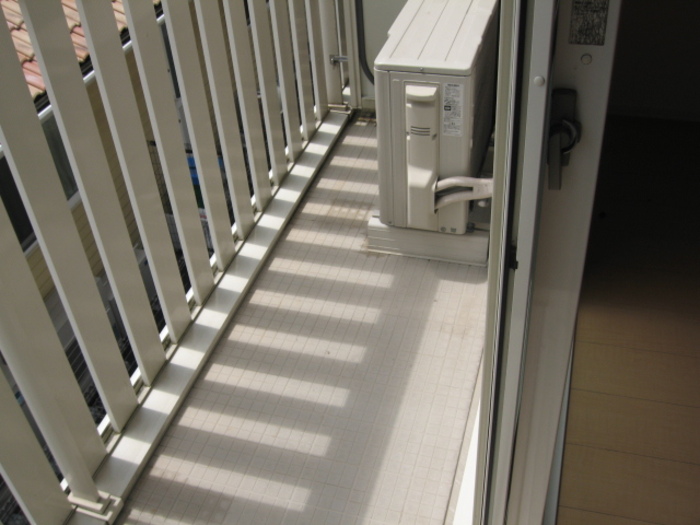 18/20 バルコニー