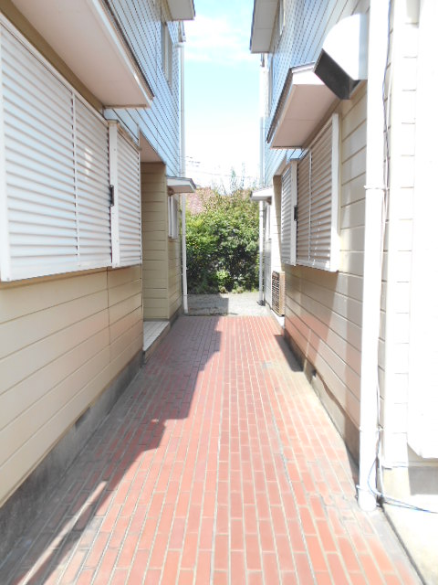 22/24 エントランス