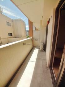 14/16 バルコニー