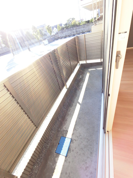 13/22 バルコニー