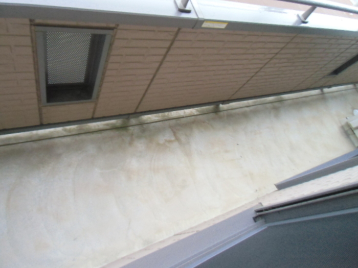16/20 バルコニー
