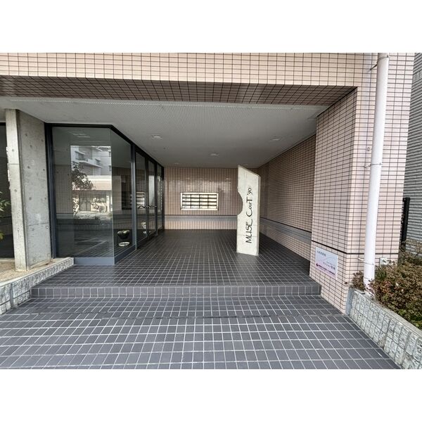 9/11 エントランス