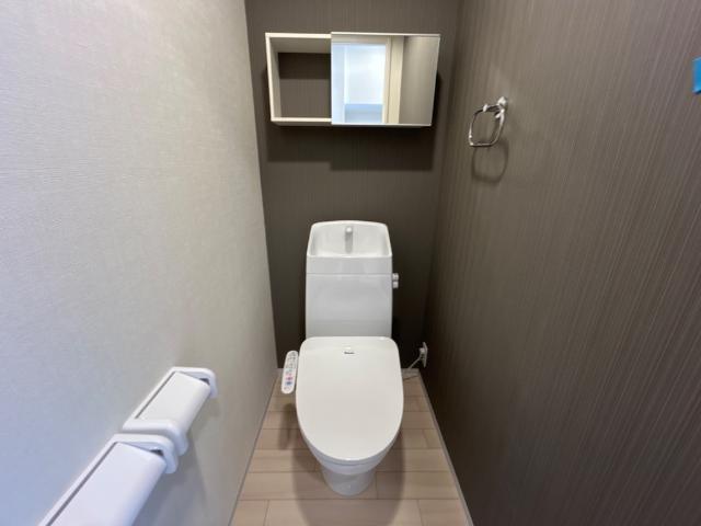 14/30 トイレ