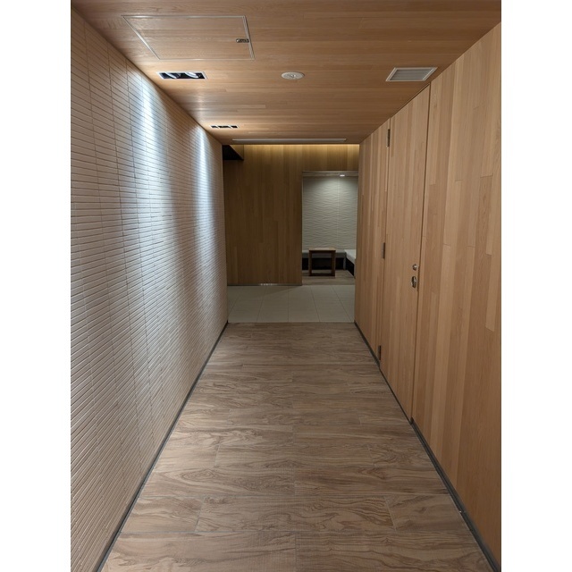 14/14 エントランス