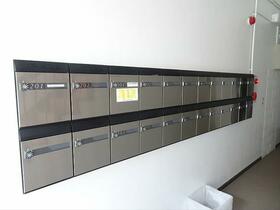 18/18 エントランス