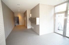 14/15 エントランス