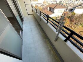 13/16 バルコニー