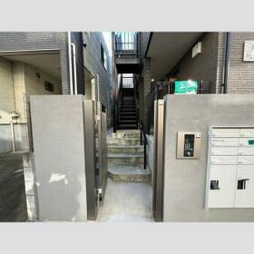 14/15 エントランス