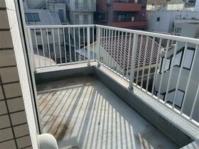 8/10 バルコニー