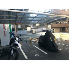 15/15 駐車場