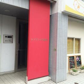 2/2 エントランス