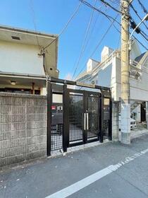 14/14 エントランス