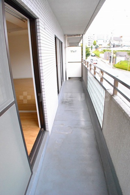 21/30 バルコニー