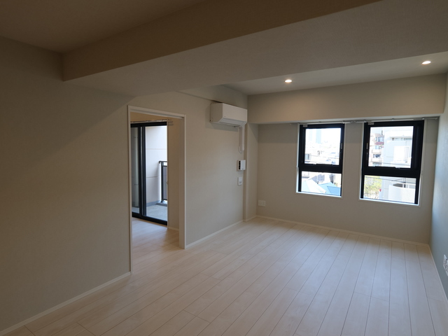 16/29 リビング/ダイニング