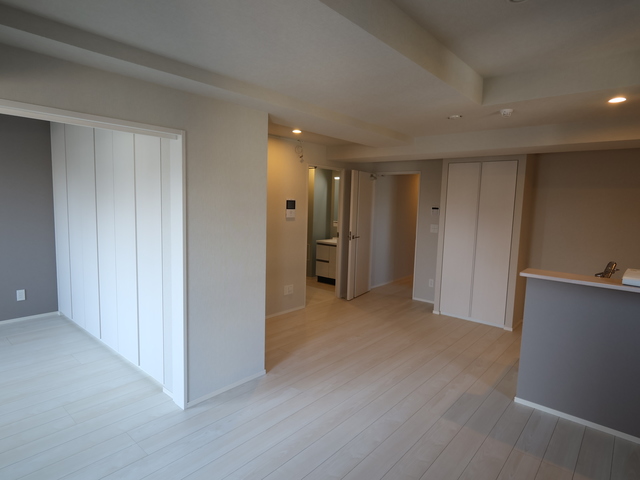 21/29 リビング/ダイニング