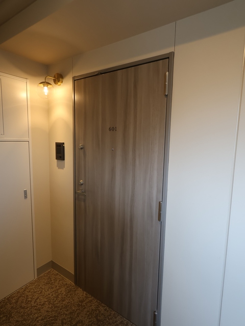24/29 玄関