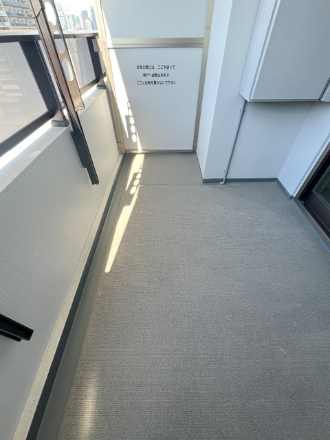 24/28 バルコニー