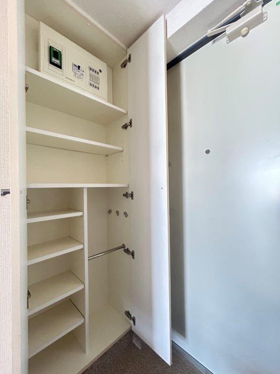 17/19 エントランス