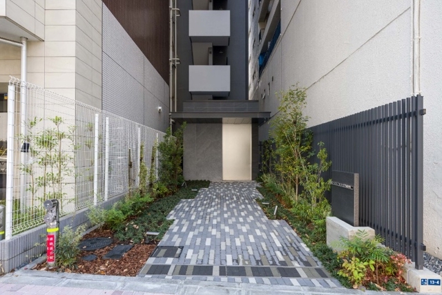 15/20 エントランス