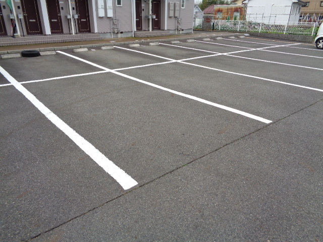 14/20 駐車場