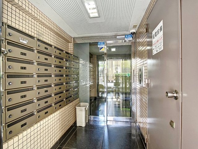 3/4 エントランス