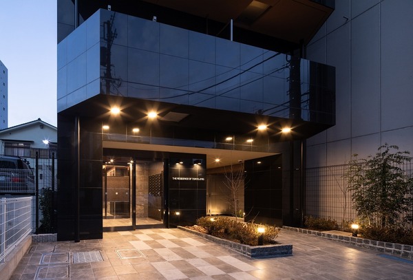 14/14 エントランス