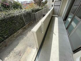 13/16 バルコニー