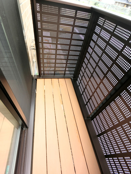 13/23 バルコニー