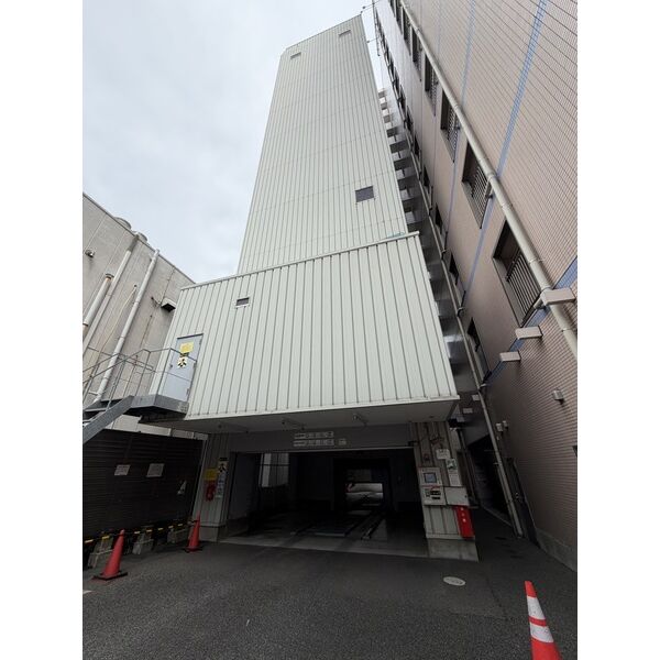 18/26 駐車場