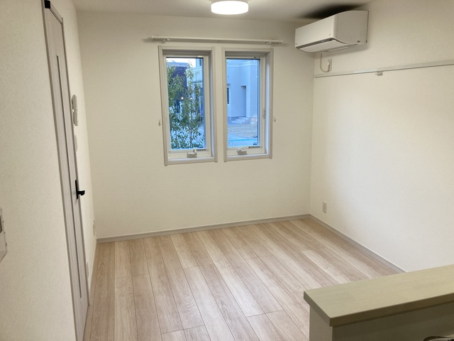 13/29 リビング/ダイニング