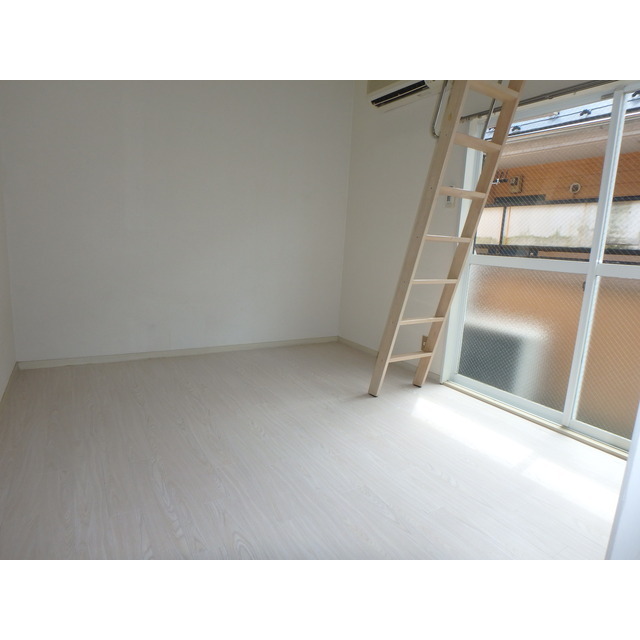 16/23 バルコニー