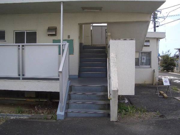 2/13 エントランス