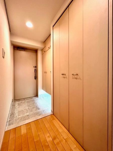 13/29 玄関