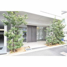 4/4 エントランス