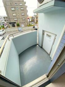 13/16 バルコニー