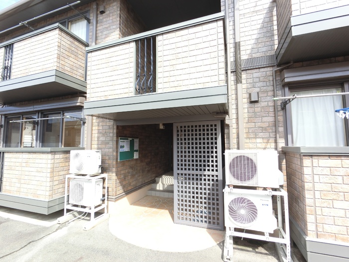 7/10 エントランス