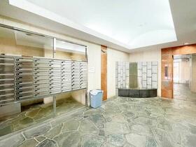 15/15 エントランス