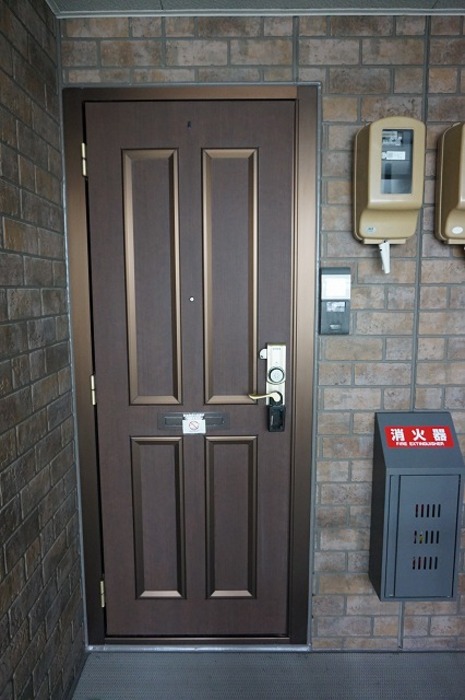 18/20 エントランス