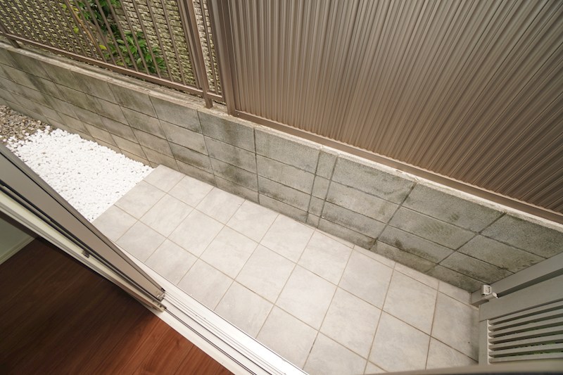 16/18 バルコニー