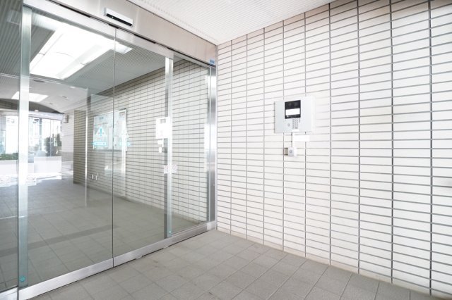 4/5 エントランス