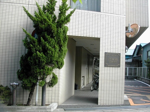 14/14 エントランス