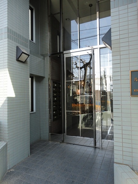 3/4 エントランス