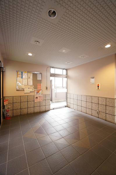 3/3 エントランス